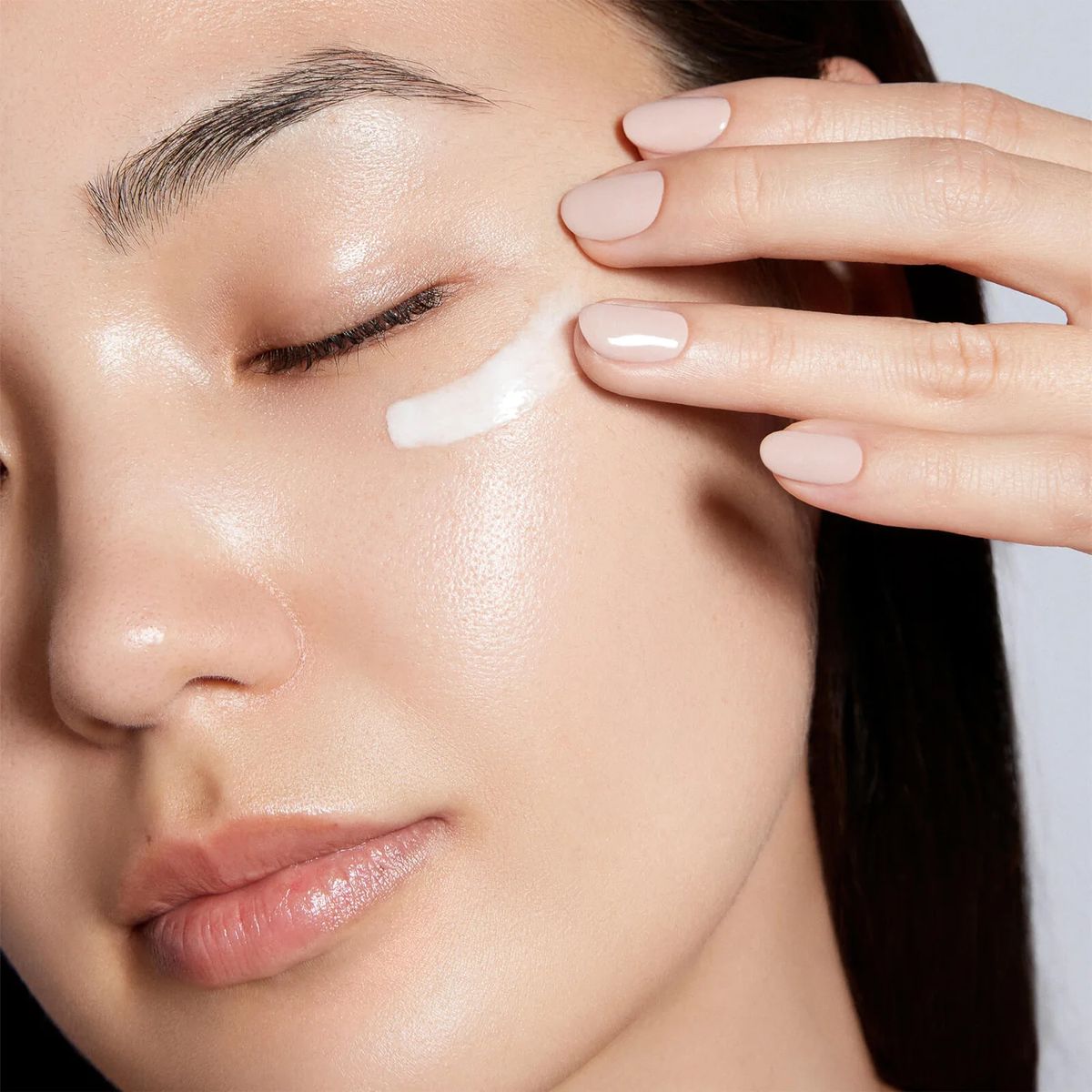 Approaches to Alleviating Dark Circles and Eyelid Puffiness